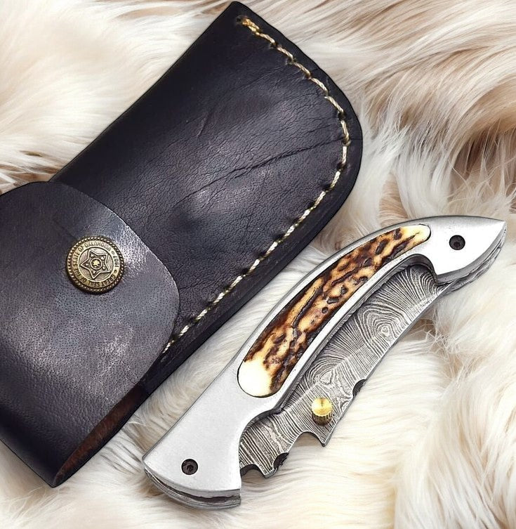 Handmade Damascus Pocket Knife – Stag Horn Handle, 3”