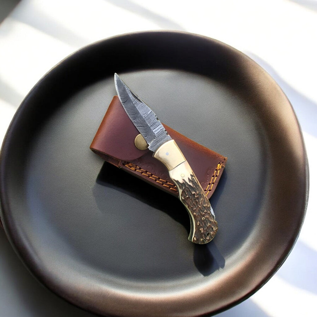 Folding Hunter Knife | Antler Horn Handle with Leather Case
