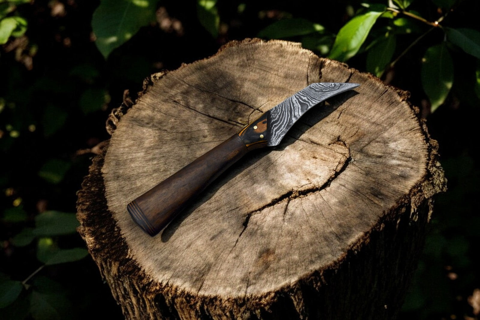 Handmade Damascus Steel Skinning Knife with Rosewood Handle