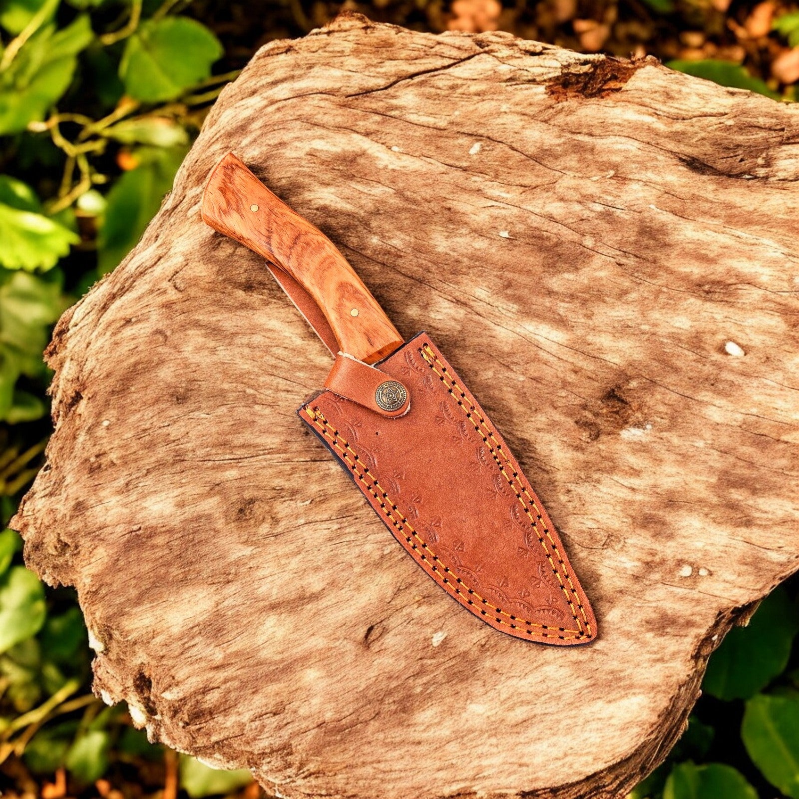 Handmade Damascus Hunting Knife – 10" with Wood Handle