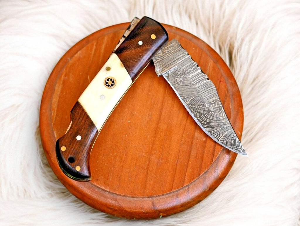 Handmade Damascus Steel Pocket Knife – Rosewood & Bone