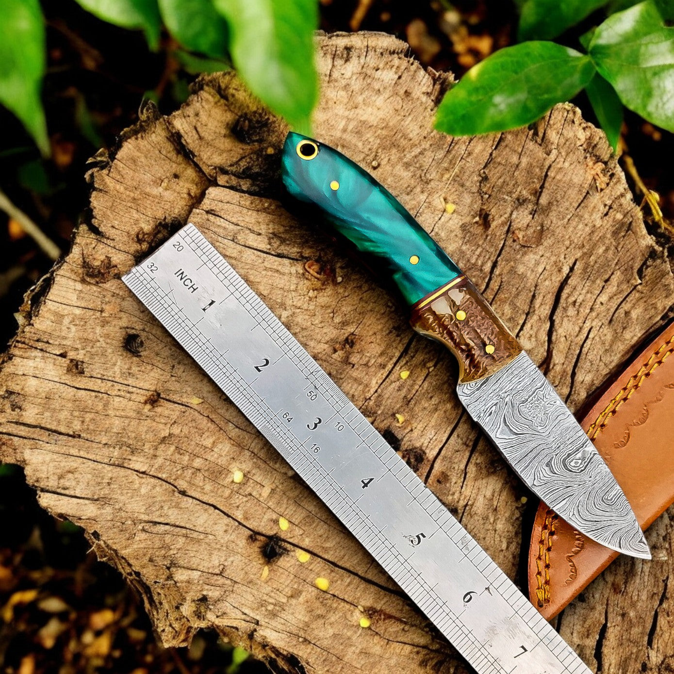 Handmade Damascus Steel Skinning Knife with Antler Horn Handle