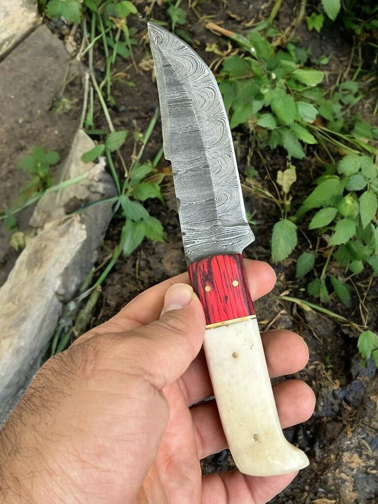 Handmade Damascus Hunting Knife – Bone & Exotic Wood